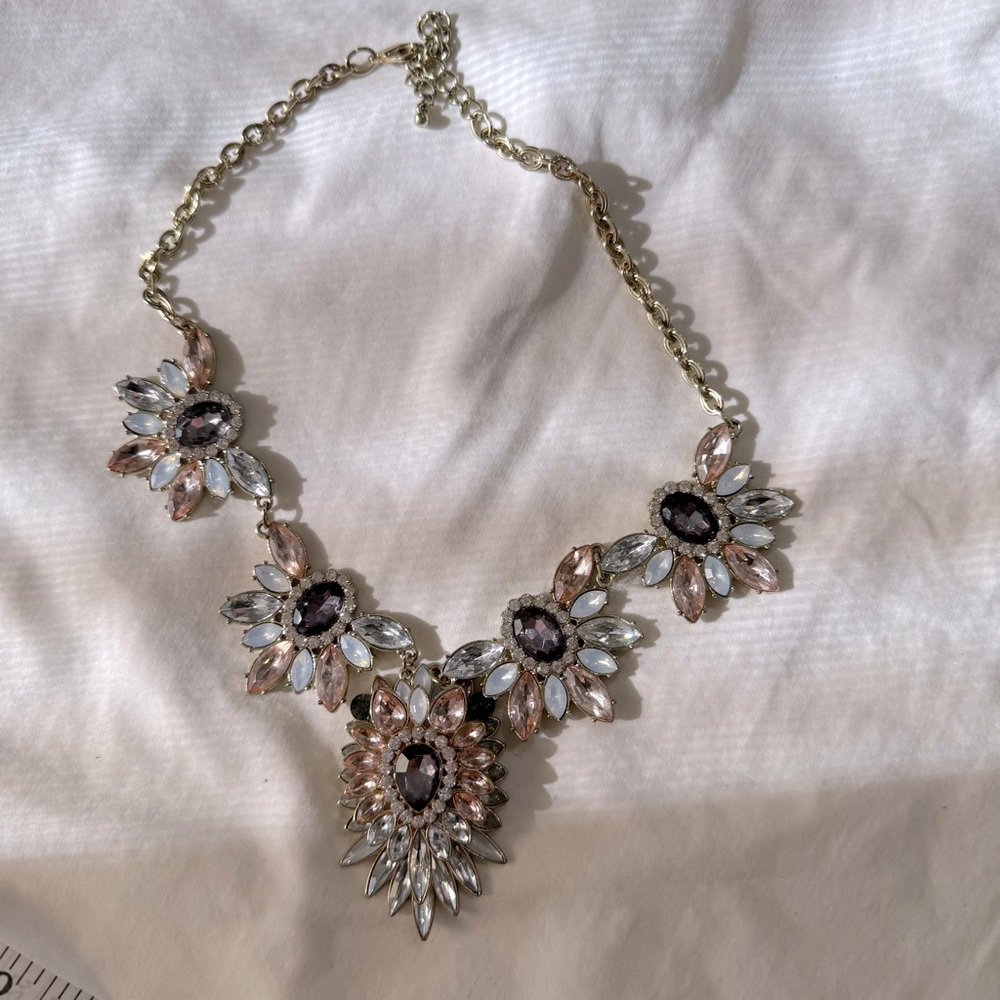 GUC Crystal Statement Necklace